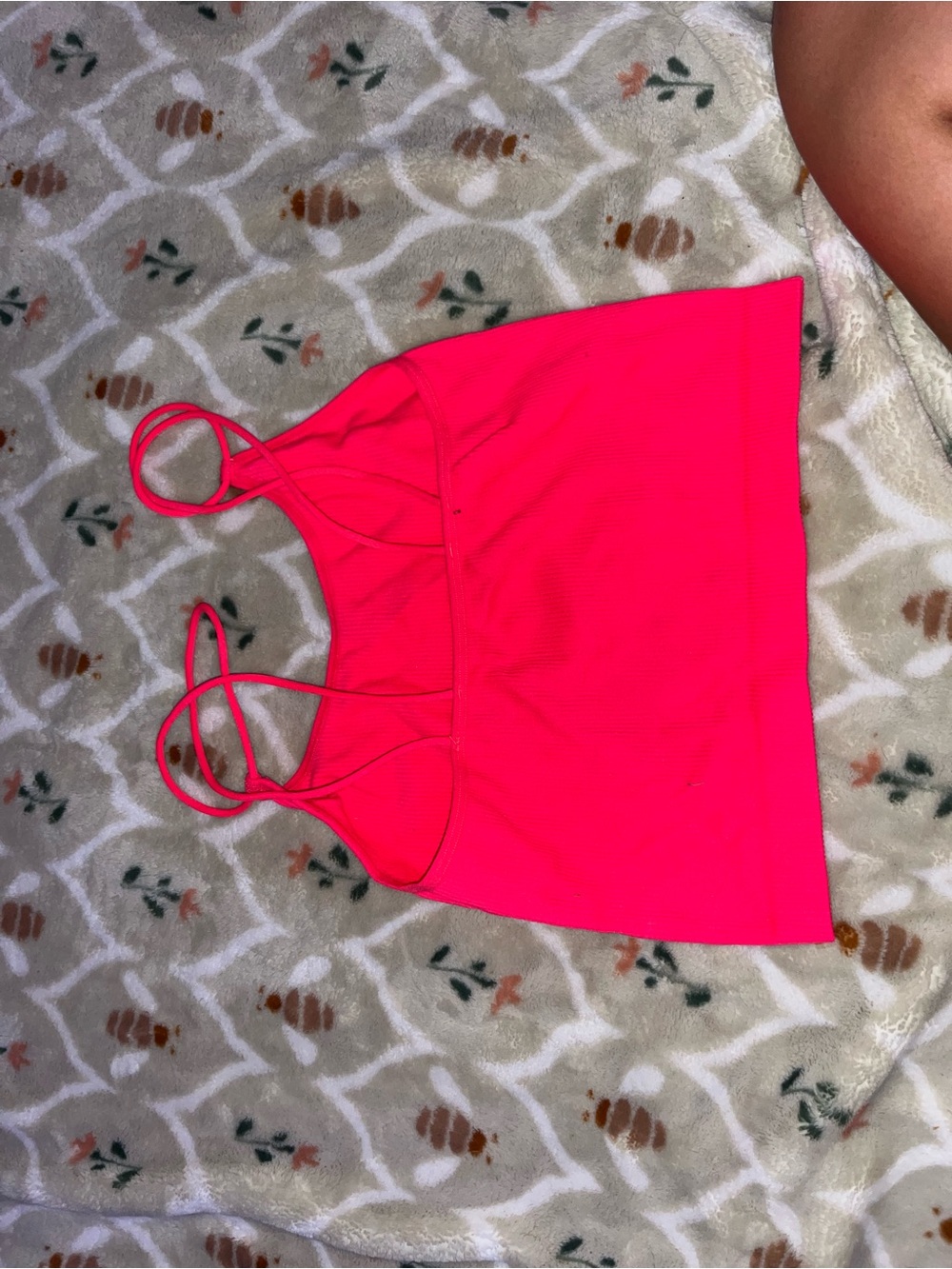 Neon Pink Ribbed Cropped Tank Top - Picture 2 of 2